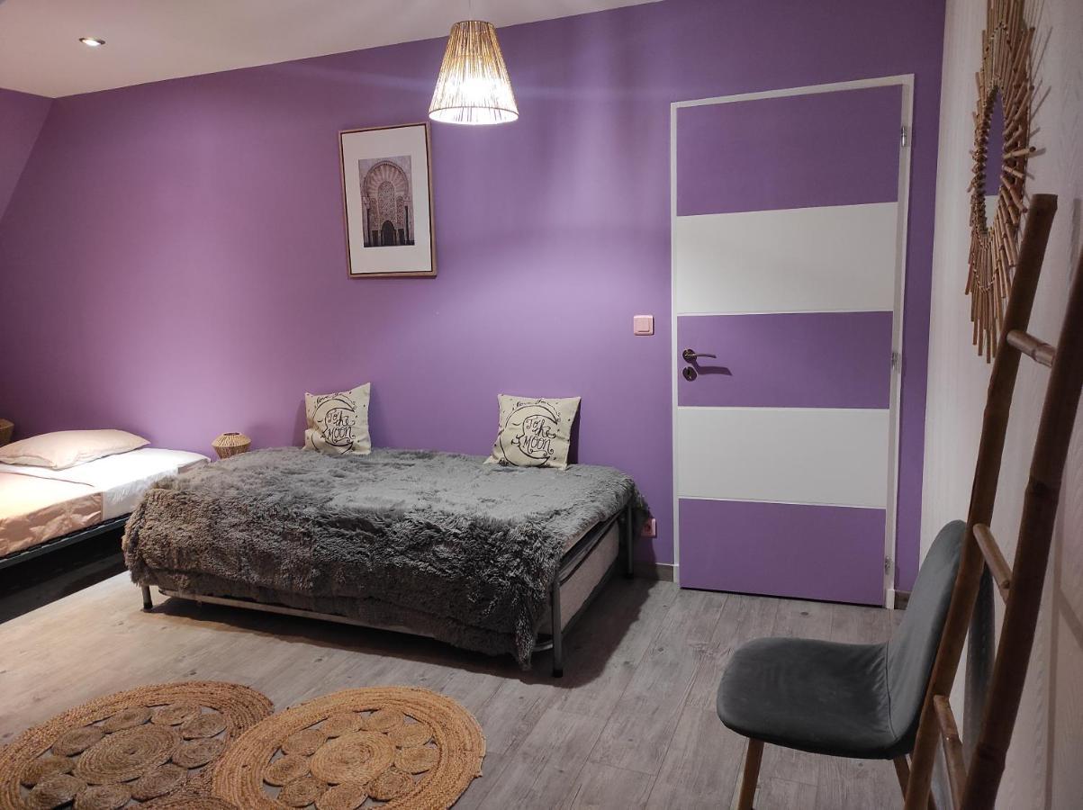 Agreable Et Spacieuse Chambre Familiale Sansac-de-Marmiesse Eksteriør bilde